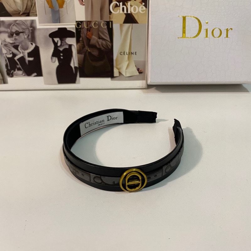 CHRISTIAN DIOR